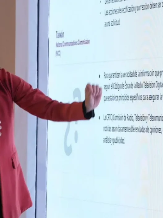Luisa Alcalde niega censura en lineamientos para medios mexicanos