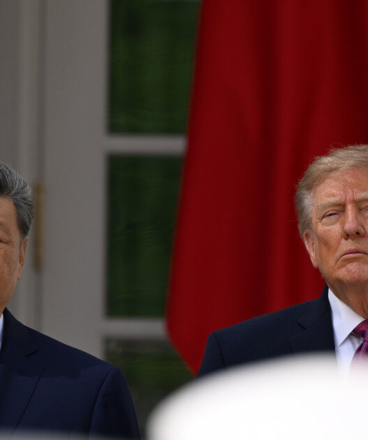 Trump y Xi visitan cámara de la Constitución en Washington