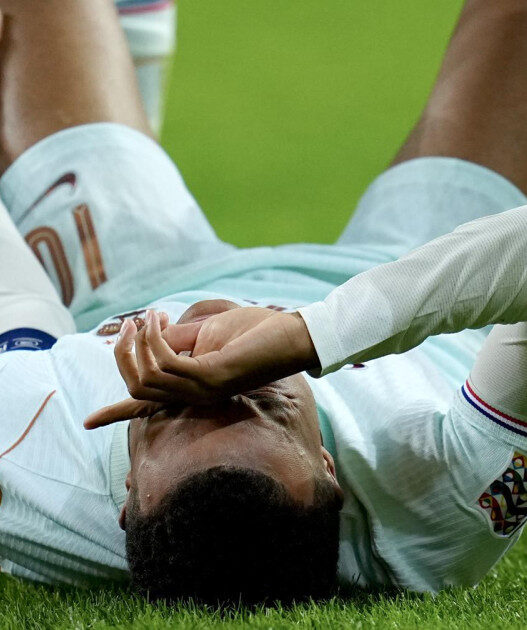 Mbappé sufre lesión de rodilla y causa baja en la Liga de Naciones