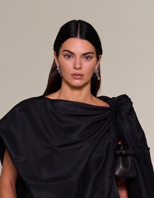 Kendall Jenner cierra desfile de Bottega Veneta en Milán 2027