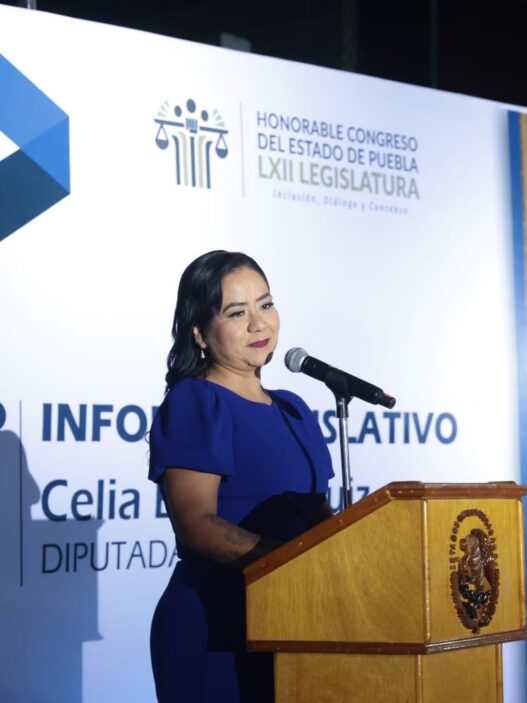 Celia Bonaga rinde informe: 111 iniciativas y acción social en Puebla