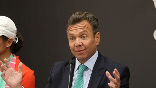 Pablo Lemus niega privatización del agua en Jalisco