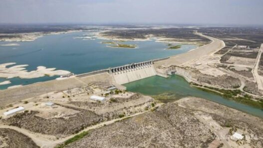 La presa La Amistad recupera nivel tras lluvias en Coahuila