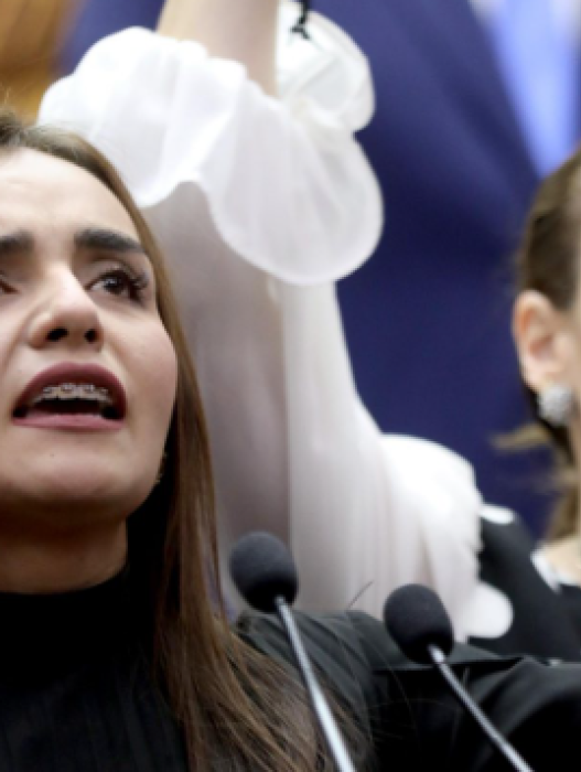 Grecia Quiroz, alcaldesa de Uruapan, destaca en evaluación nacional