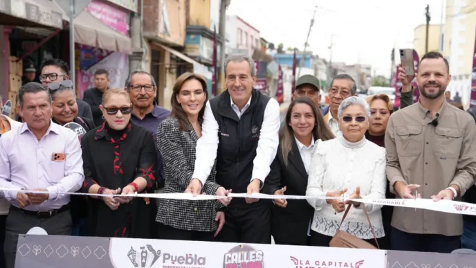 Pepe Chedraui inaugura rehabilitación vial en San Felipe Hueyotlipan